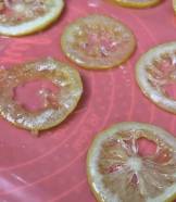 Aprenda a fazer limão cristalizado para deixar suas sobremesas no clima da Copa