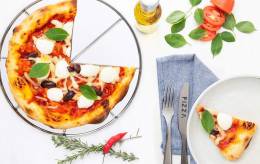 DIA DA PIZZA - Receita para comemorar o dia do prato italiano que conquistou os brasileiros